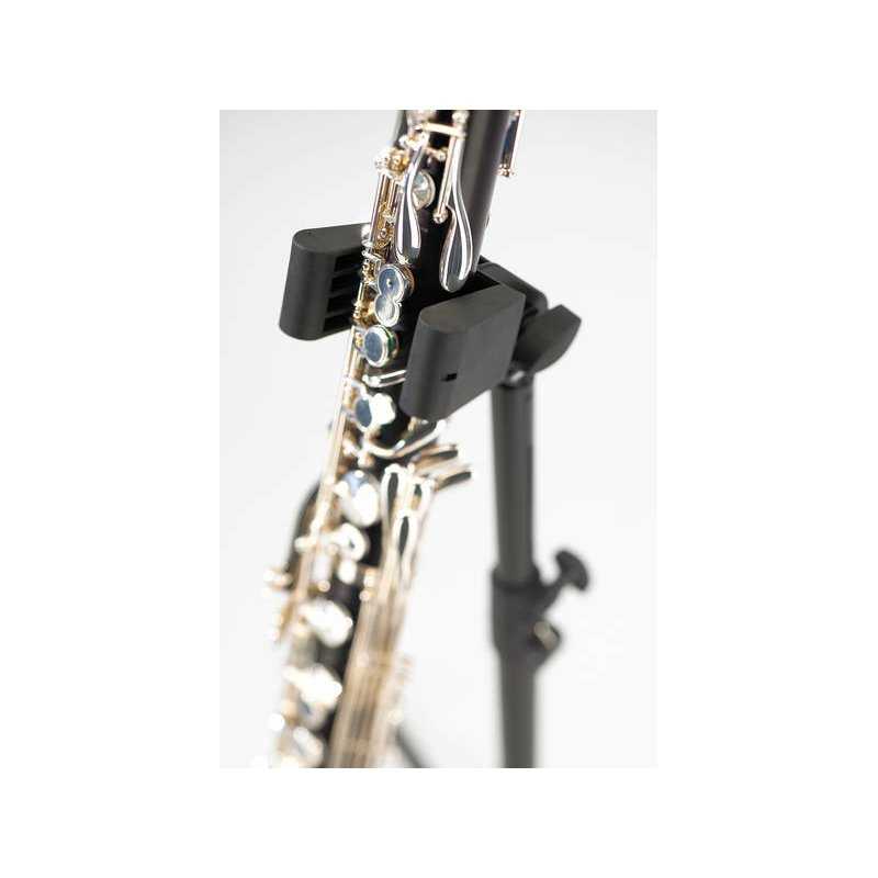 Soporte K&M 15060 para clarinete bajo-2