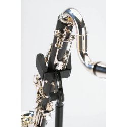 Soporte K&M 15060 para clarinete bajo-3