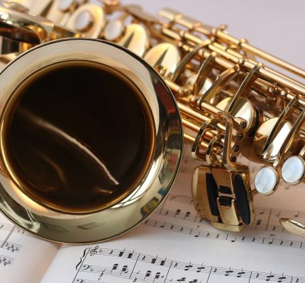 How to use Bitcoin to buy a saxophone?