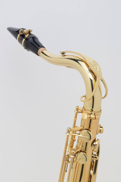 Saxofón Tenor Selmer Axos-2